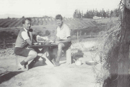 Toss Woollaston and Rodney Kennedy enjoying Weetbix for breakfast at Mapua. Late 1930s. Illustrated in Gerald Barnett, Toss Woollaston: An Illustrated Biography, Wellington, 1991, p.22