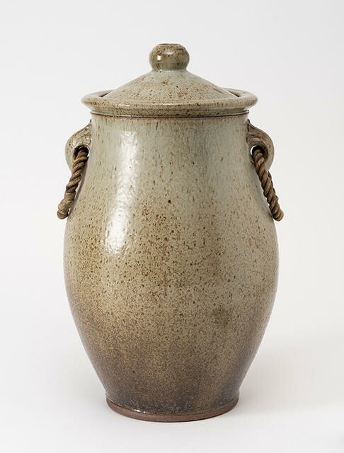 Tall Pot (With Lid & Rope Handles)