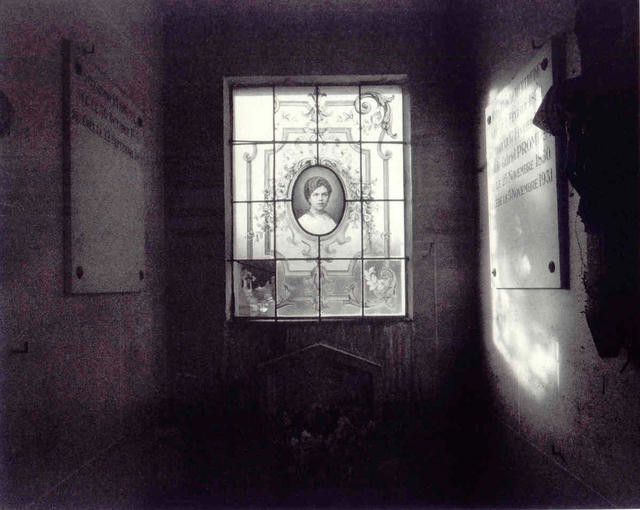 Interior, Tomb, Epernay, Champagne, France, 22 September 1994