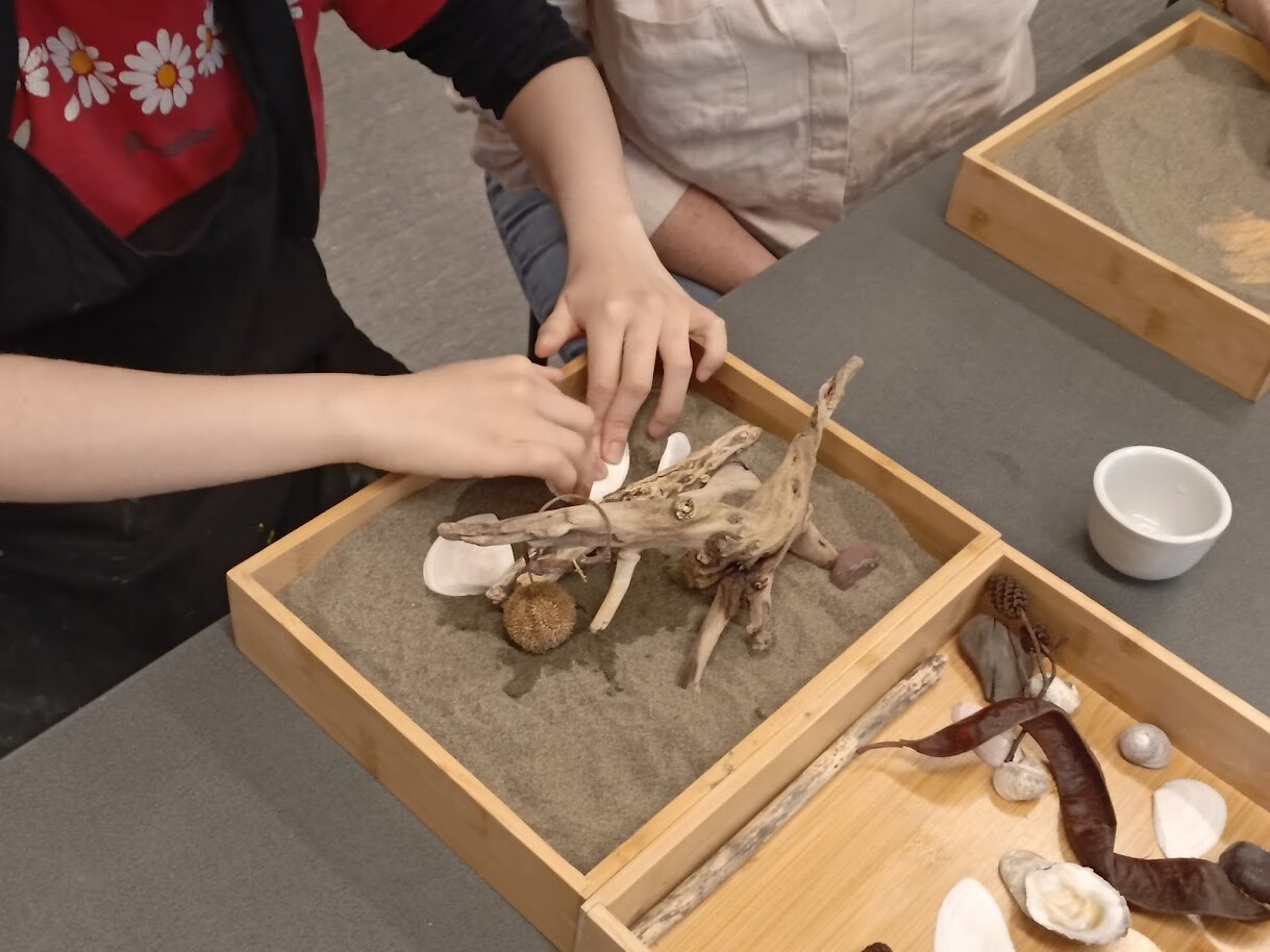 Art Therapy with Living Art Connection