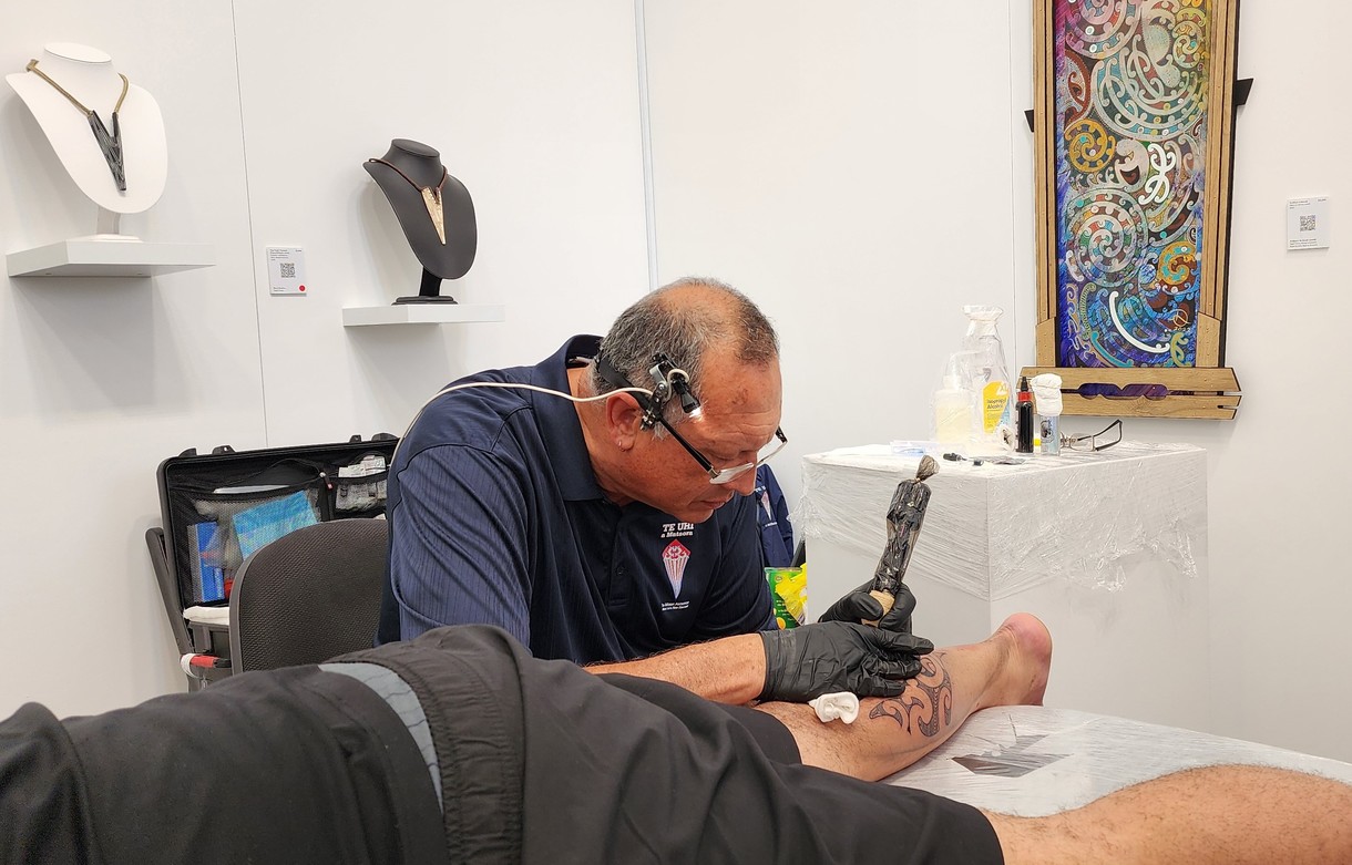 Te Uhi ā Mataora tā moko demonstrations