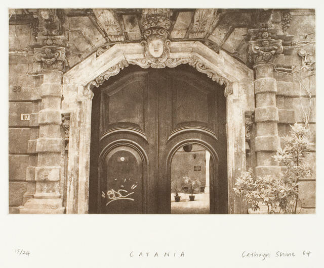 Image: uploads/2025_11/2004_77.jpg