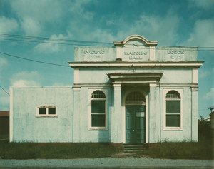 Laurence Aberhart Lodge Pacific 1229, Hokitika, Westland, November 1979 – January 1980. 8 x 10" Polaroid. Courtesy the artist and Brett McDowell Gallery, Dunedin