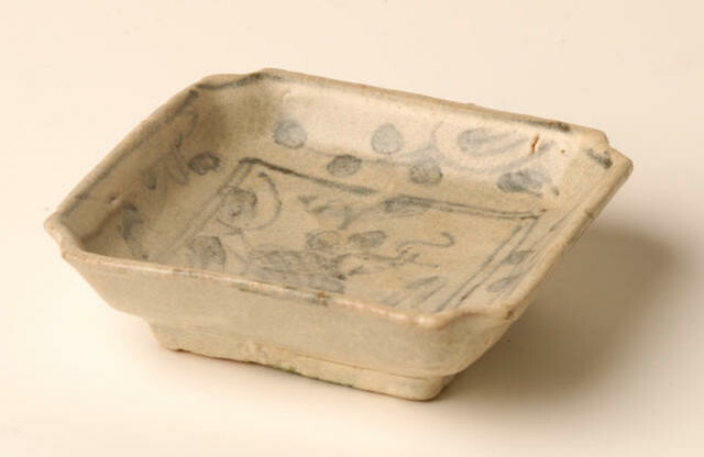 Press Mould Dish