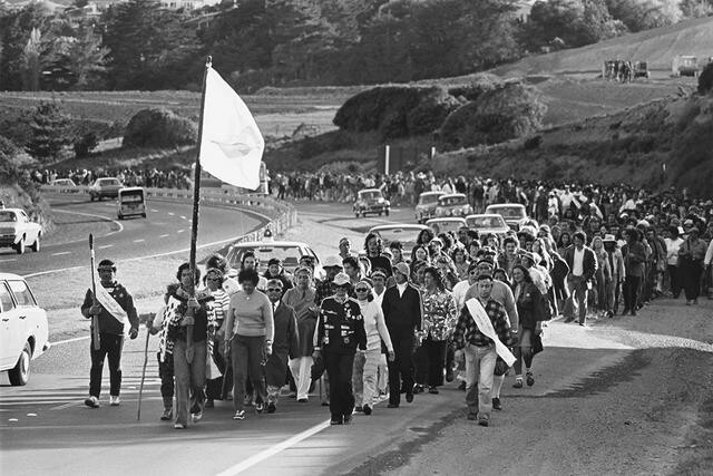 1975 Māori Land March Porirua to Wellington motorway