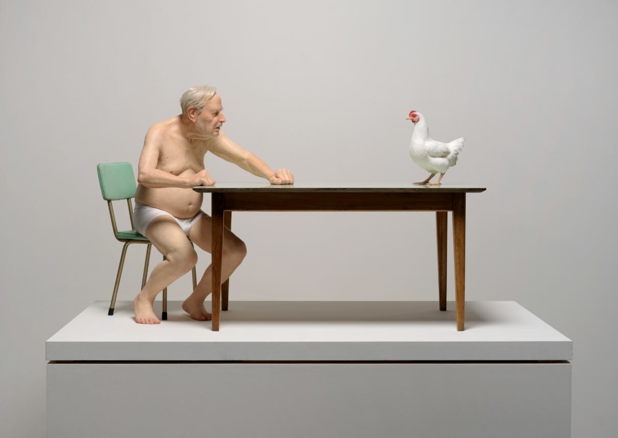 Ron Mueck - chicken / man