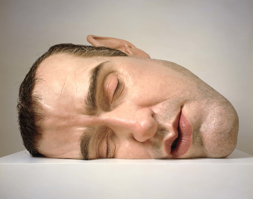 Ron Mueck Mask II 2002. Polyester resin, fibreglass, steel, plywood, synthetic hair, second edition, artist’s proof. Private collection. © Ron Mueck courtesy Anthony d’Offay, London