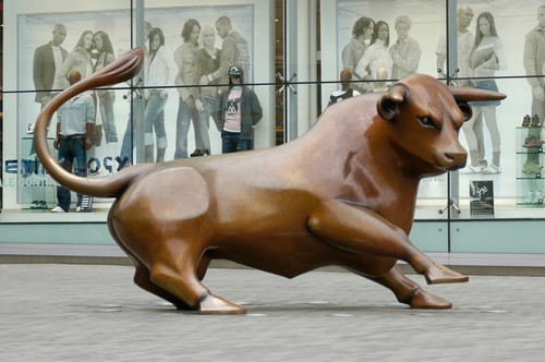 Laurence Broderick The Guardian. Bronze. Bullring Shopping Centre, Birmingham, England