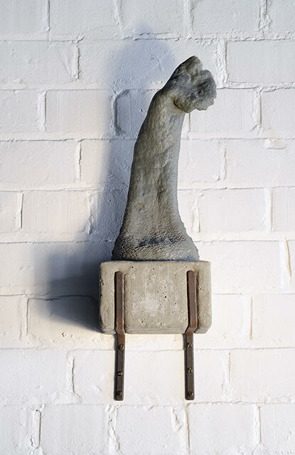 Small triumphal thing