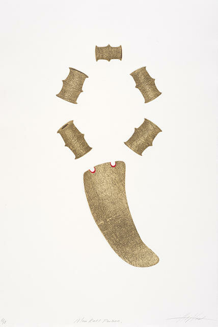 Mau kaki Paraaoa; Whalebone necklace