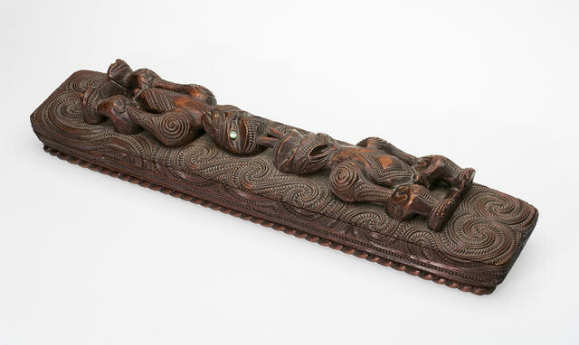 Waka huia