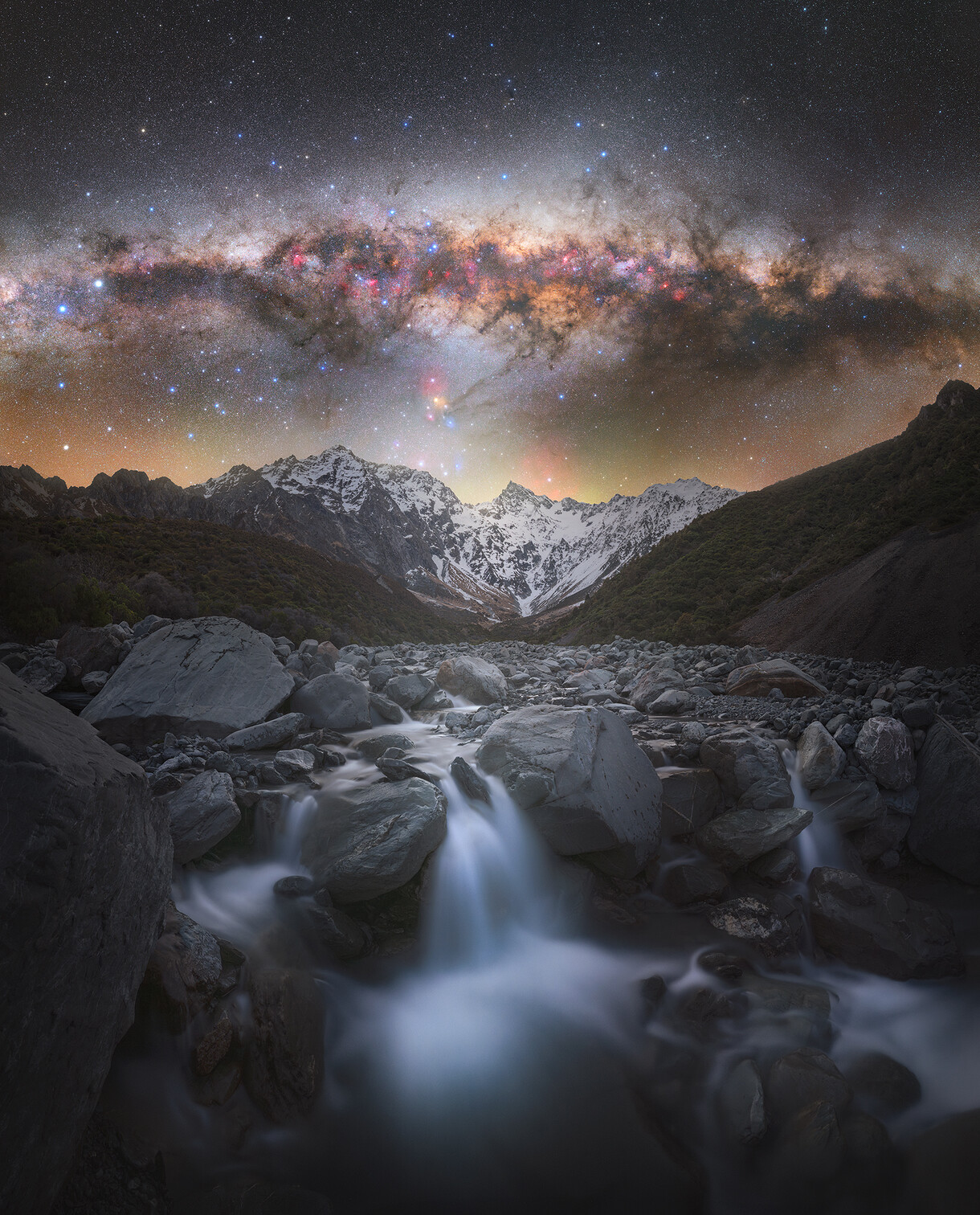 Matariki with Astrophotographer Tom Rae
