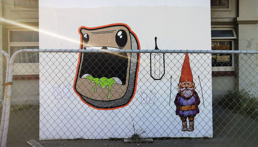 Bongo and Teeth Like Screwdrivers in Lyttelton