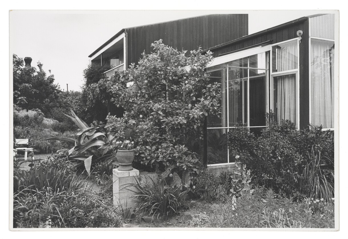 <p>Archives Lounge: Bill Sutton's House</p>