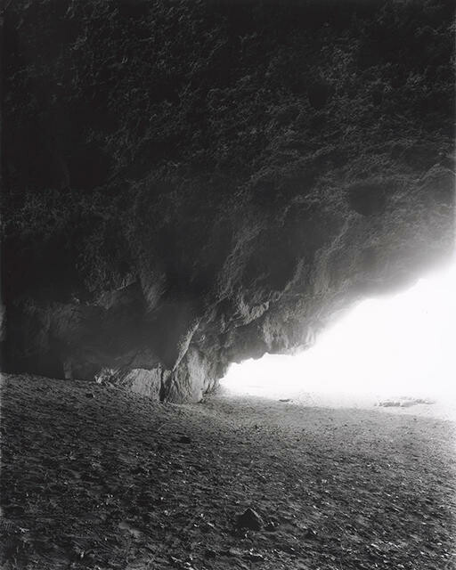 1989. Te Ana O Hineraki Moa Bone Cave, Christchurch, Te Waipounamu